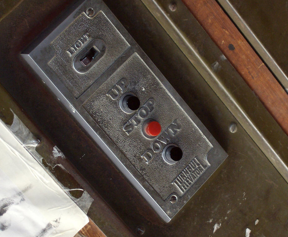  Car-Switch/Continuous-Pressure Operation 